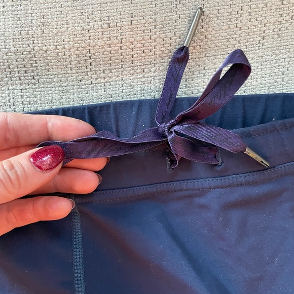 Lululemon limited edition tights navy 4 - Picture 4 of 4